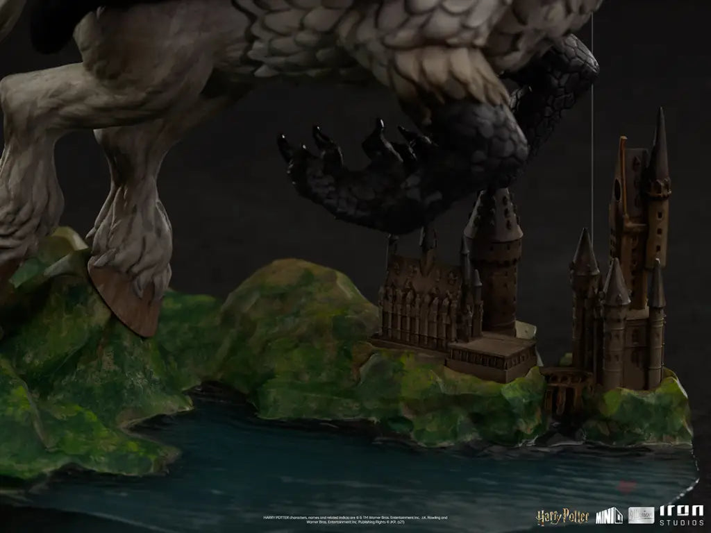 Harry Potter and Buckbeak MiniCo Illusion - GeekLoveph