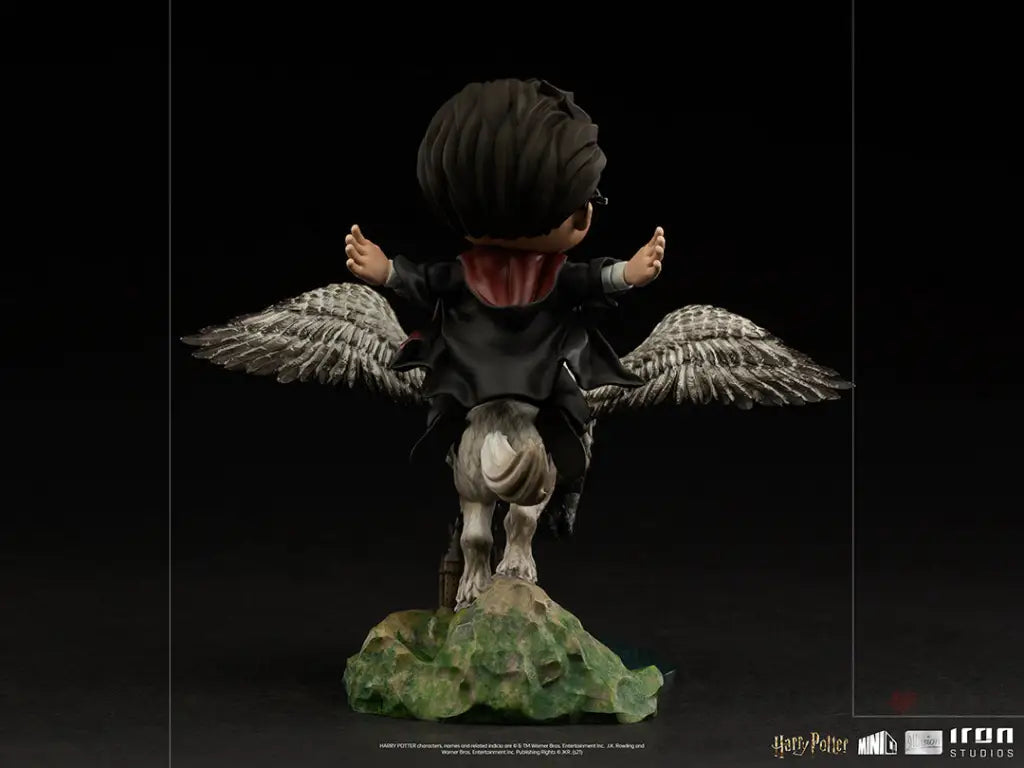 Harry Potter and Buckbeak MiniCo Illusion - GeekLoveph