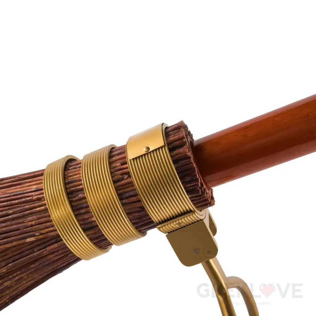 Harry Potter NIMBUS 2000 Replica - GeekLoveph