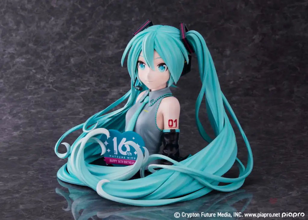 Hatsune Miku 16Th Anniversary Bust Figure Statue