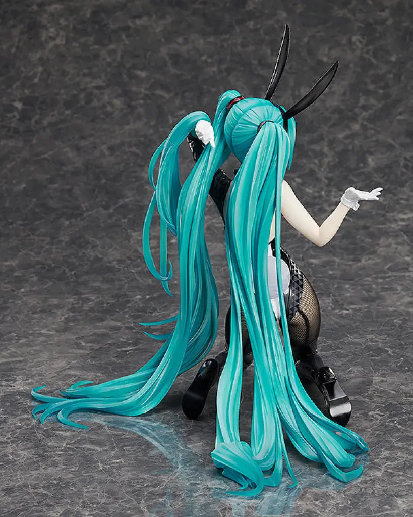 Hatsune Miku Bunny Ver. By Sanmuyyb Scale Figure