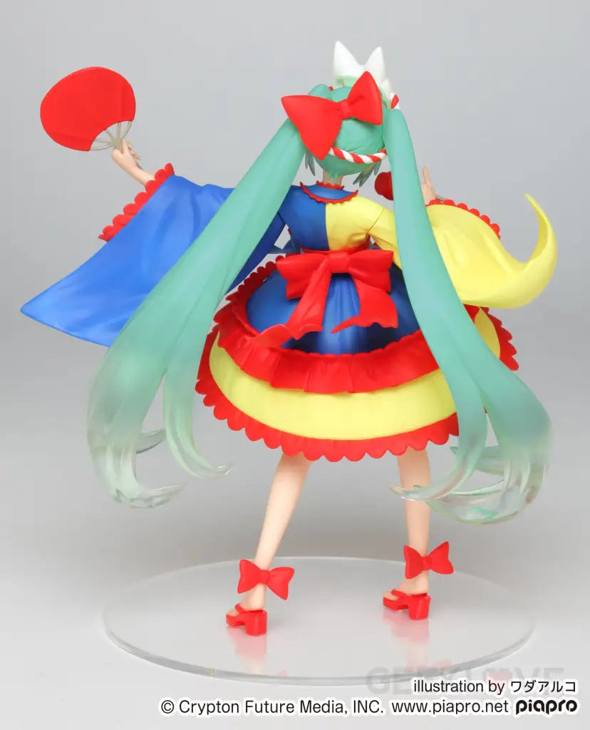 Hatsune Miku Figure 2nd Season Summer ver. - GeekLoveph