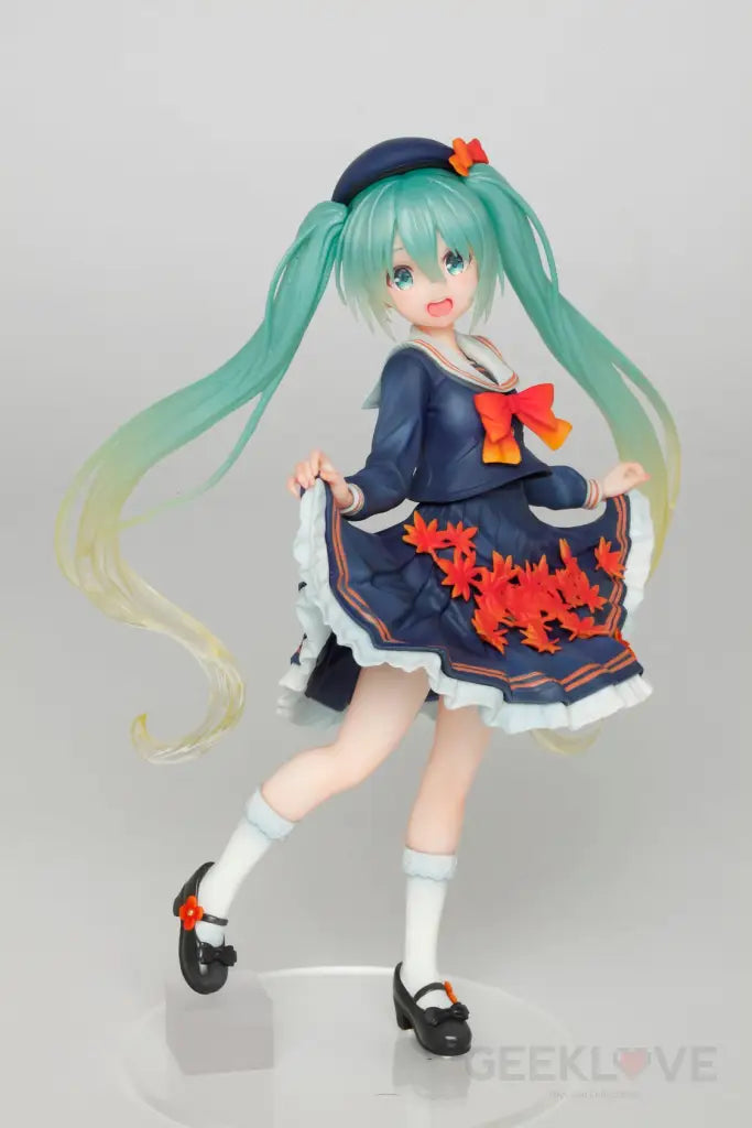 Hatsune Miku Figure 3rd season Autumn ver. (Re-run) - GeekLoveph