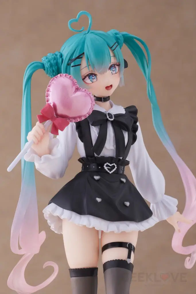 Hatsune Miku Figure - Fashion (Subculture Ver.)