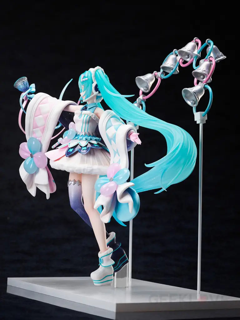 Hatsune Miku Magical Mirai 2020 Winter Festival Ver. - GeekLoveph