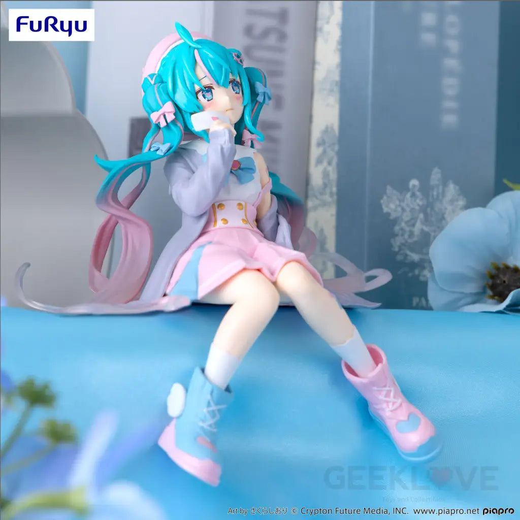 Hatsune Miku Noodle Stopper Figure Love Sailor Grey Color Ver. Prize