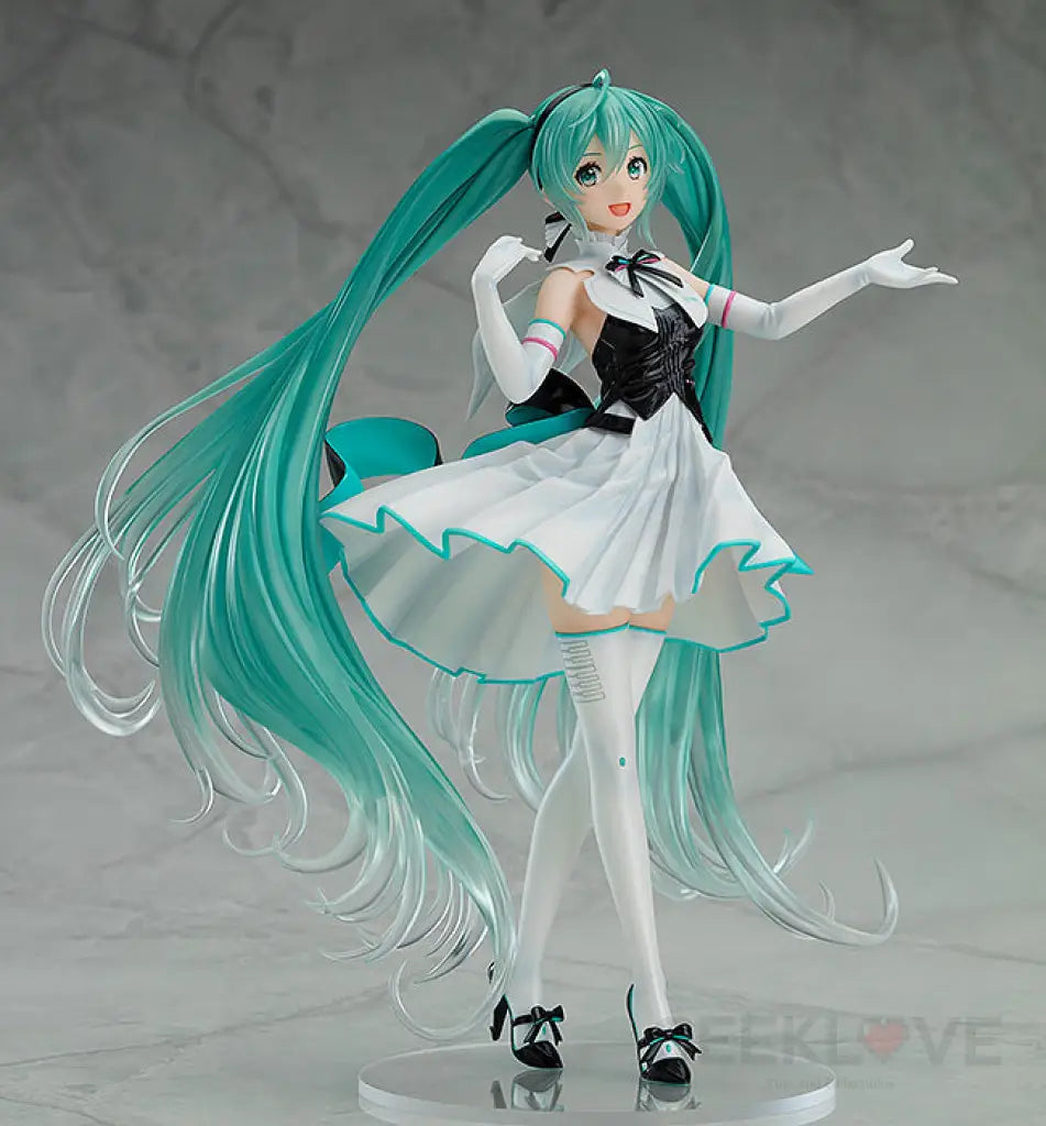 Hatsune Miku: Symphony 2019 Ver. - GeekLoveph