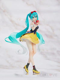 Hatsune Miku Wonderland Figure Snow White - GeekLoveph