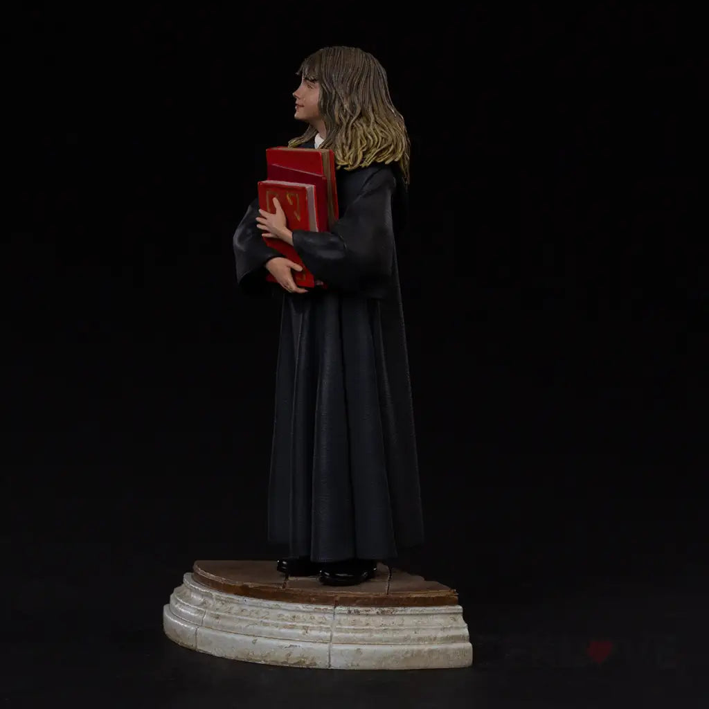 Hermione Granger 1/10 Art Scale Statue - GeekLoveph