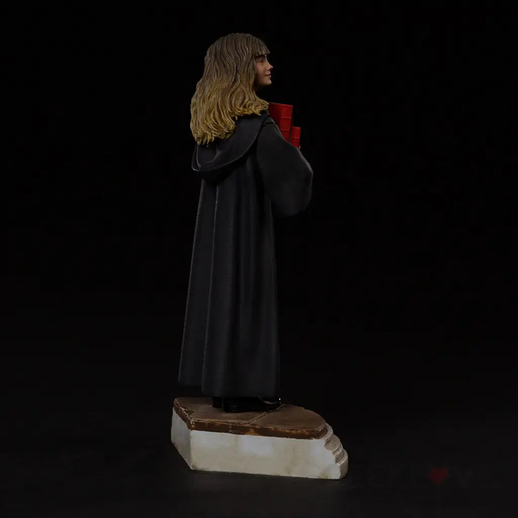 Hermione Granger 1/10 Art Scale Statue - GeekLoveph