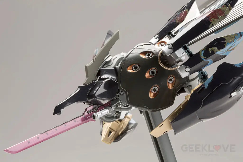 IKARUGA GINKEI (BLACK) PLASTIC MODEL KIT - GeekLoveph