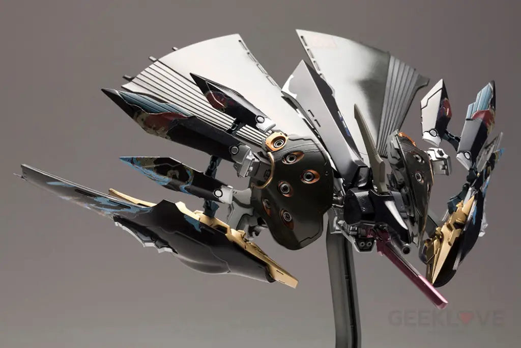 IKARUGA GINKEI (BLACK) PLASTIC MODEL KIT - GeekLoveph