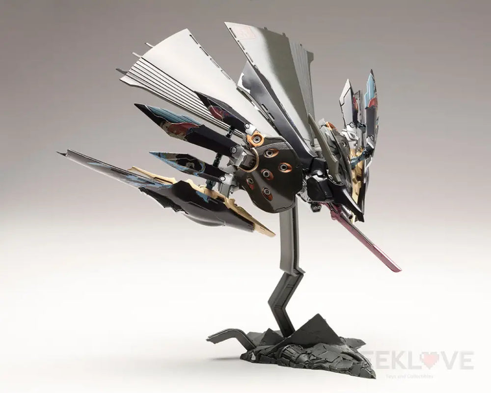 IKARUGA GINKEI (BLACK) PLASTIC MODEL KIT - GeekLoveph