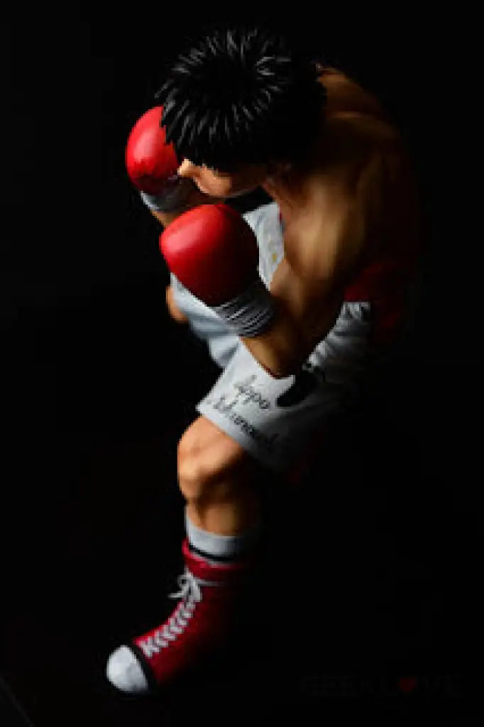 Ippo Makunouchi Fighting Pose Damage Ver. Preorder