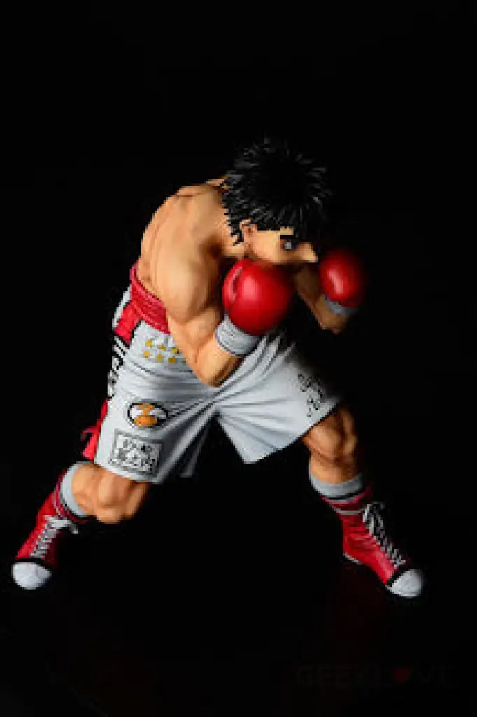 Ippo Makunouchi Fighting Pose Damage Ver. Preorder