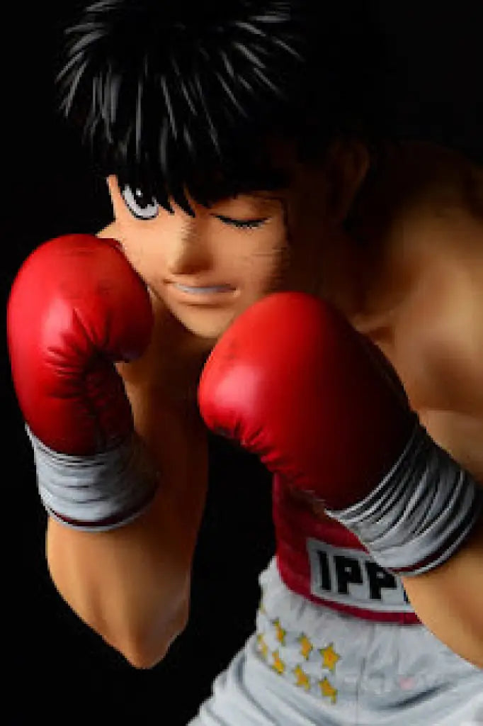 Ippo Makunouchi Fighting Pose Damage Ver. Preorder