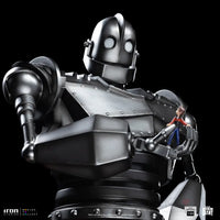 Iron Giant & Hogarth Hughes Demi Art Scale 1/20 Preorder