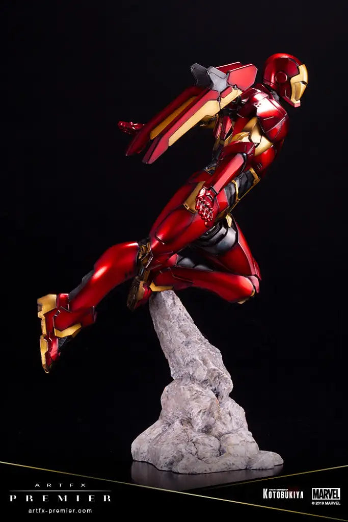Iron Man Artfx Premier Statue - GeekLoveph