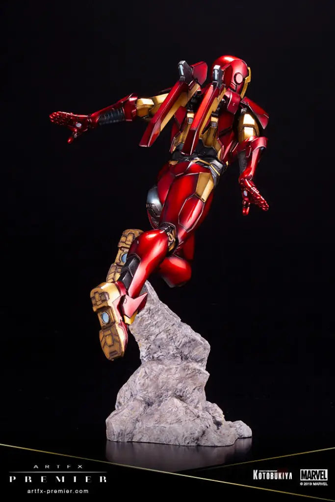 Iron Man Artfx Premier Statue - GeekLoveph