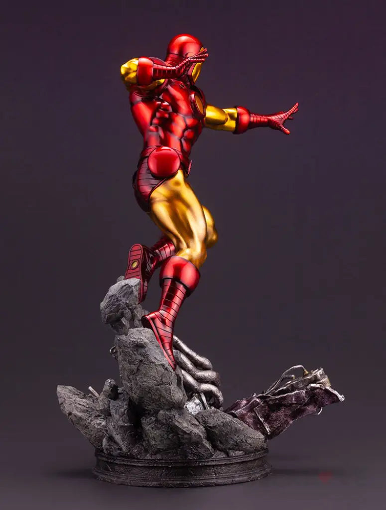 Iron Man Avengers Fine Art Statue - GeekLoveph