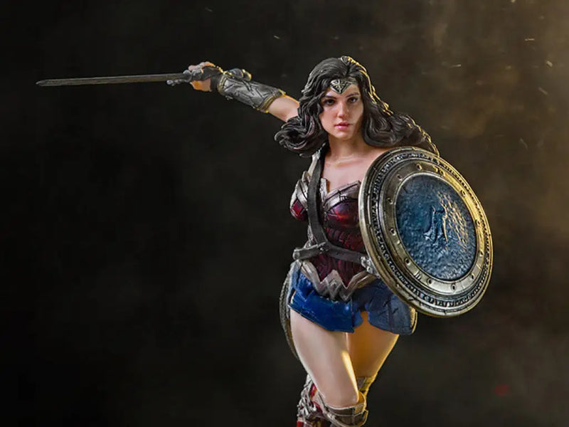 Iron Studios: Justice League Wonder Woman Art Scale 1/10