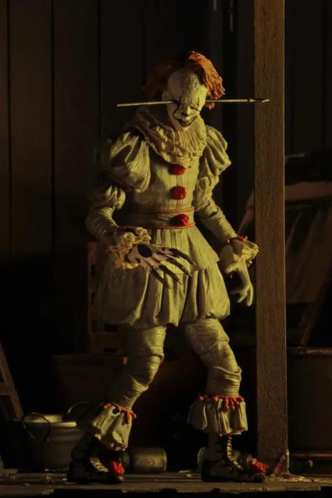 It (2017) Ultimate Pennywise (Well House) Figure - GeekLoveph