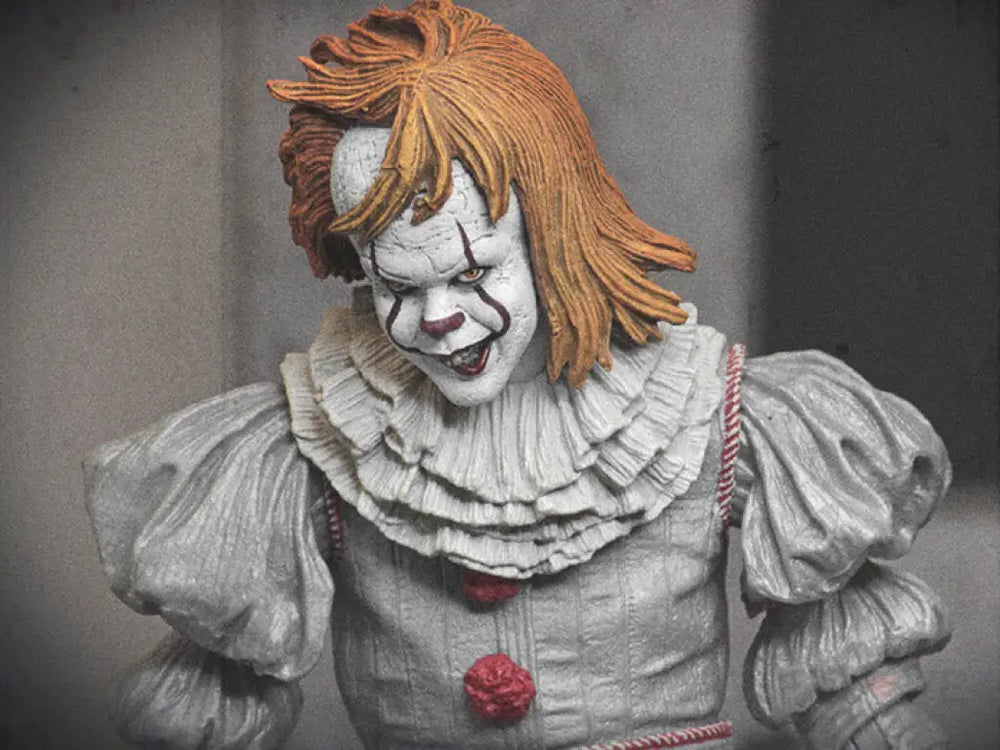 It (2017) Ultimate Pennywise (Well House) Figure - GeekLoveph