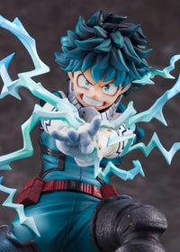 Izuku Midoriya 1/8 Scale Figure - GeekLoveph