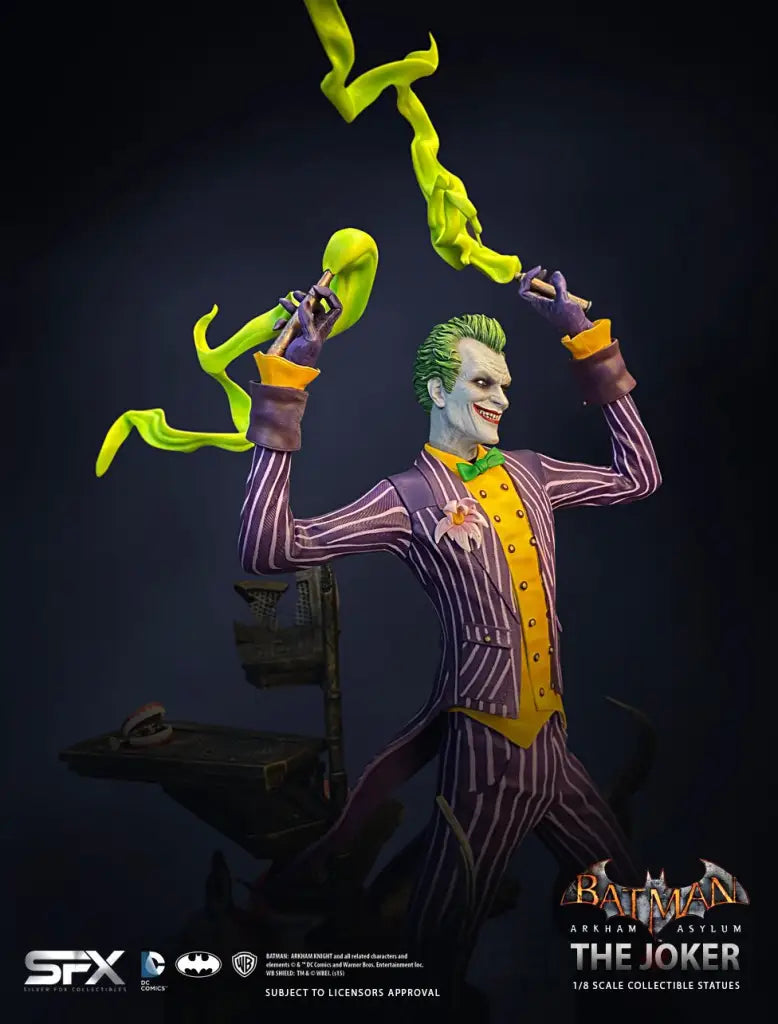 Joker Arkham Asylum 1/8 Scale Statue - GeekLoveph