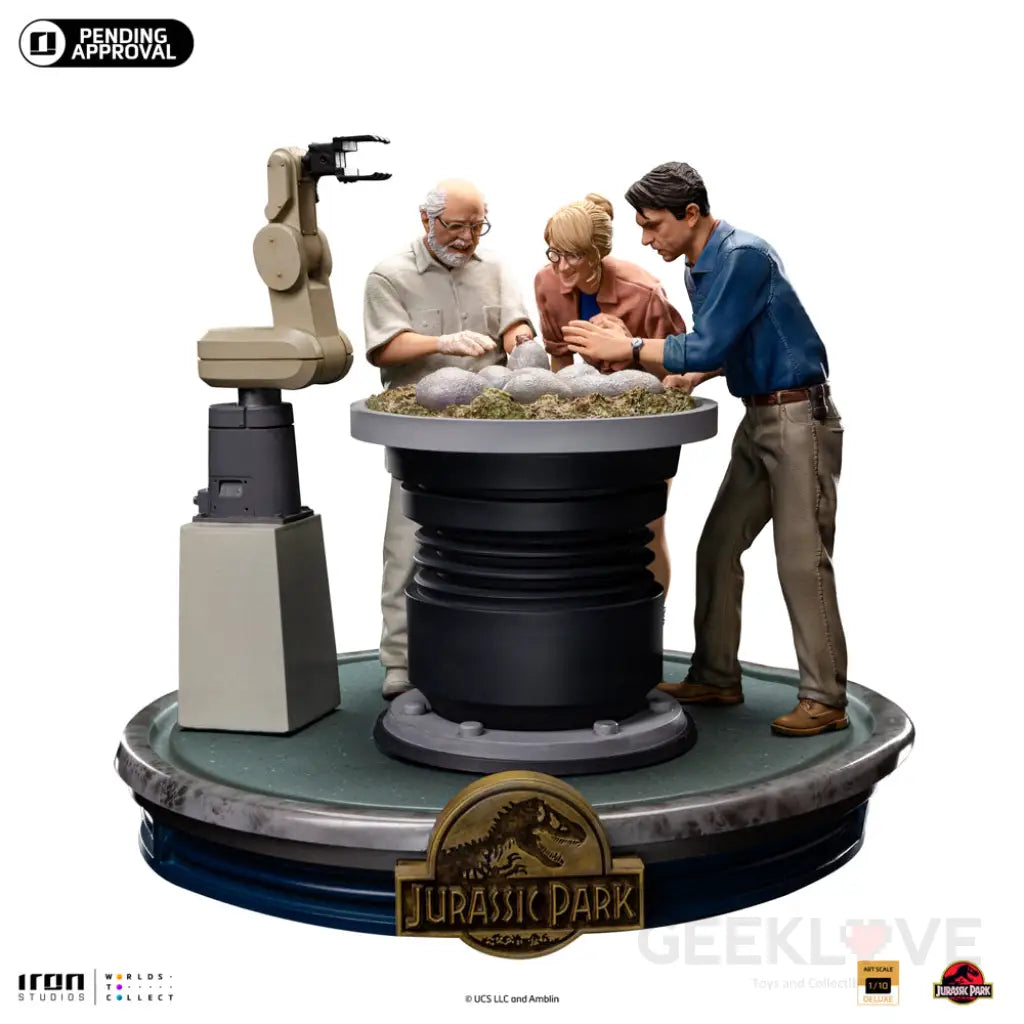 Jurassic Park - Dino Hatching Deluxe 1/10 Art Scale Statue Figure