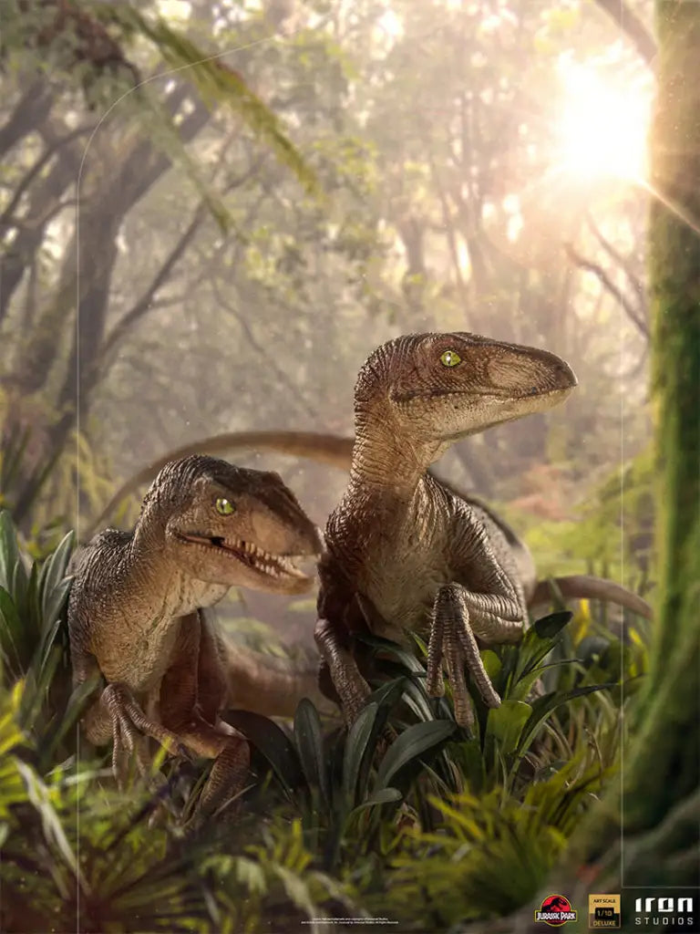Jurassic Park Just The Two Raptors 1/10 Deluxe Art Scale Statue - GeekLoveph