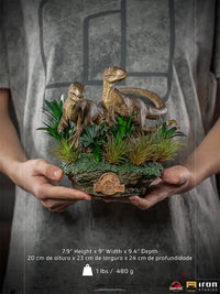 Jurassic Park Just The Two Raptors 1/10 Deluxe Art Scale Statue - GeekLoveph