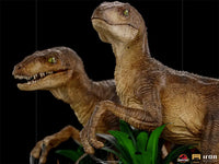 Jurassic Park Just The Two Raptors 1/10 Deluxe Art Scale Statue - GeekLoveph