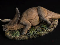 Jurassic Series Triceratops (Sick Ver.) 1/35 Scale Figure Preorder