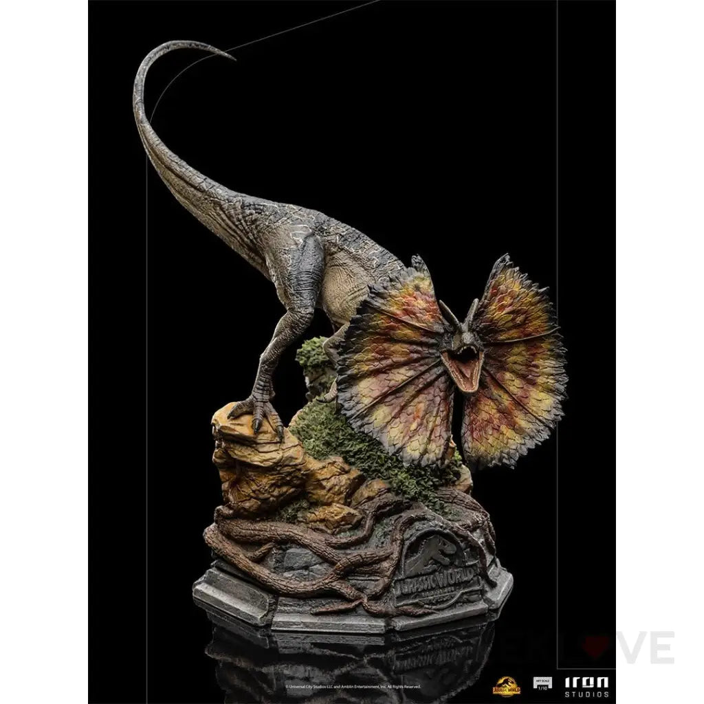 Jurassic World Dilophosaurus 1/10 Art Scale Statue - GeekLoveph