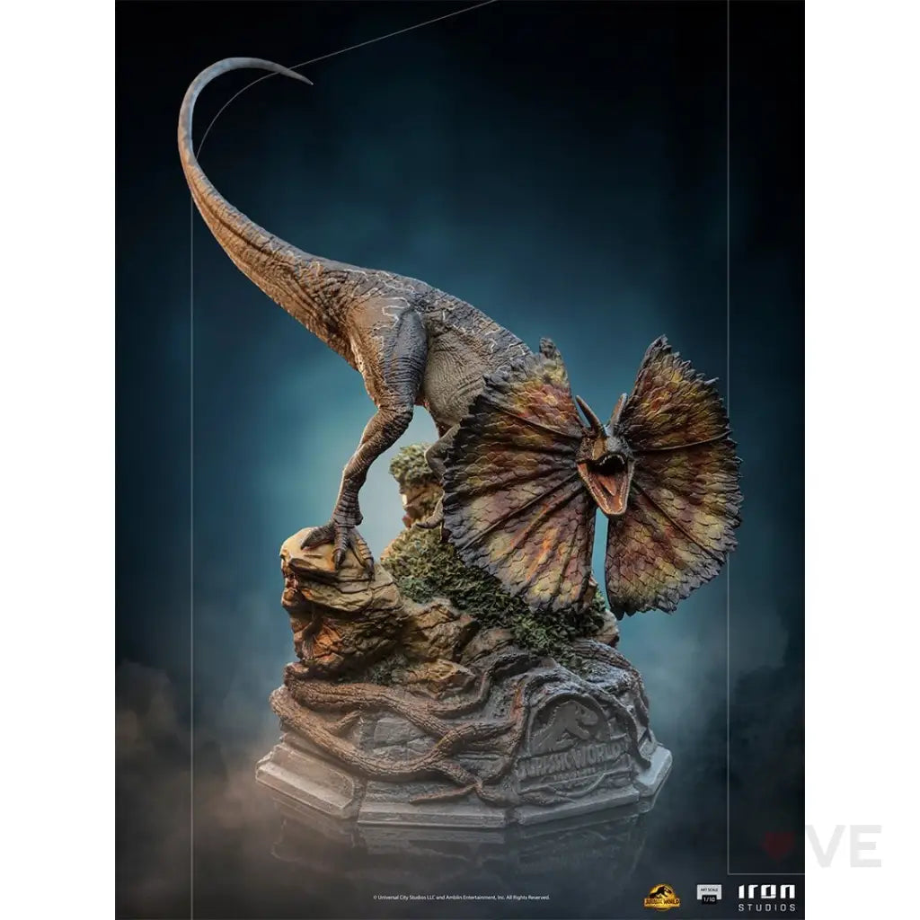 Jurassic World Dilophosaurus 1/10 Art Scale Statue - GeekLoveph