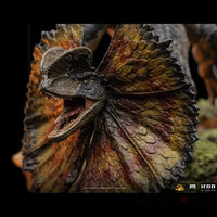 Jurassic World Dilophosaurus 1/10 Art Scale Statue - GeekLoveph