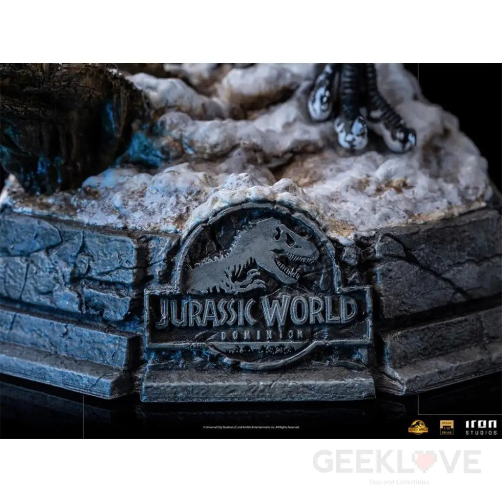 Jurassic World: Dominion Blue and Beta 1/10 Deluxe Art Scale Statue - GeekLoveph