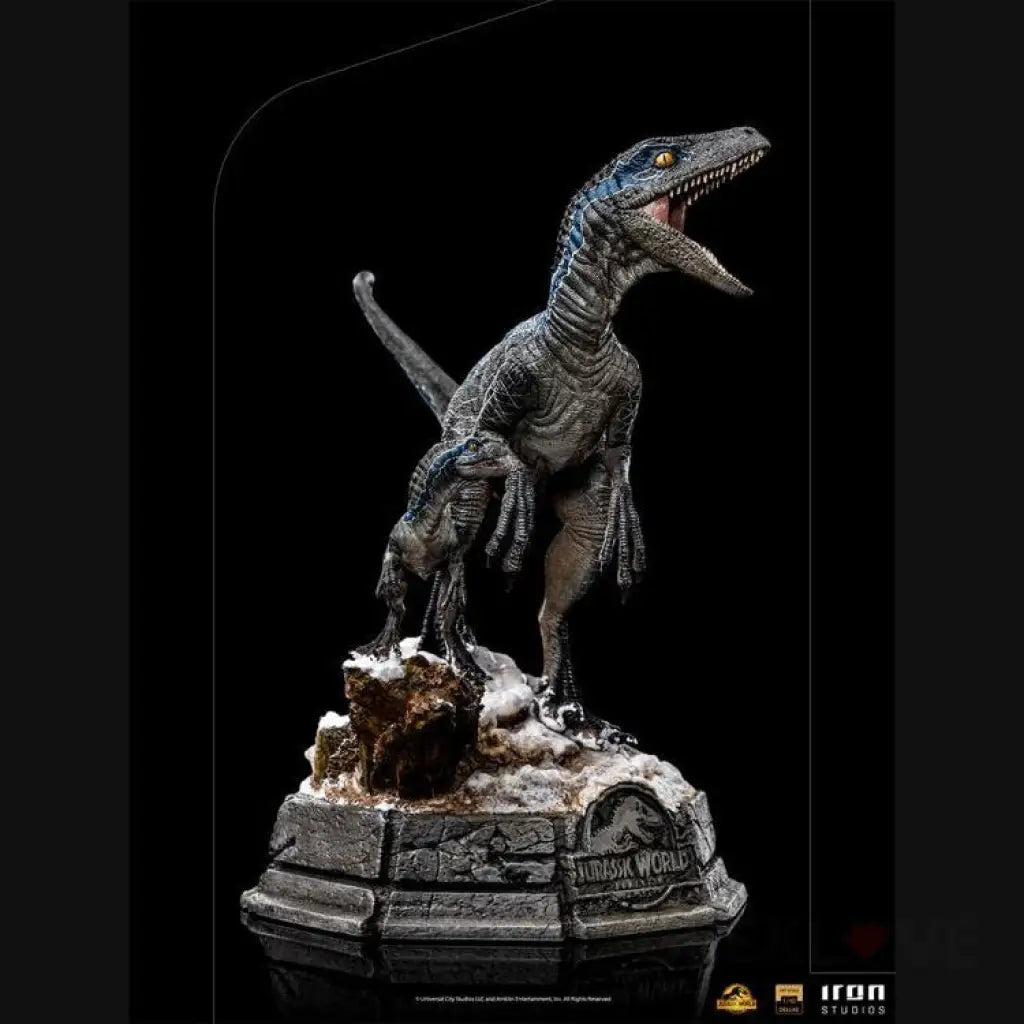 Jurassic World: Dominion Blue and Beta 1/10 Deluxe Art Scale Statue - GeekLoveph