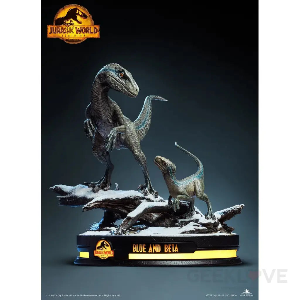 Jurassic World Dominion: Blue And Beta 1/7 Scale Statue - GeekLoveph