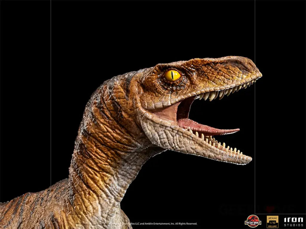 Jurassic World: Fallen Kingdom Velociraptor 1/10 Deluxe Art Scale Statue Preorder