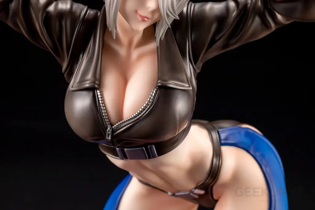 King Of Fighters 2001 Angel Bishoujo Statue