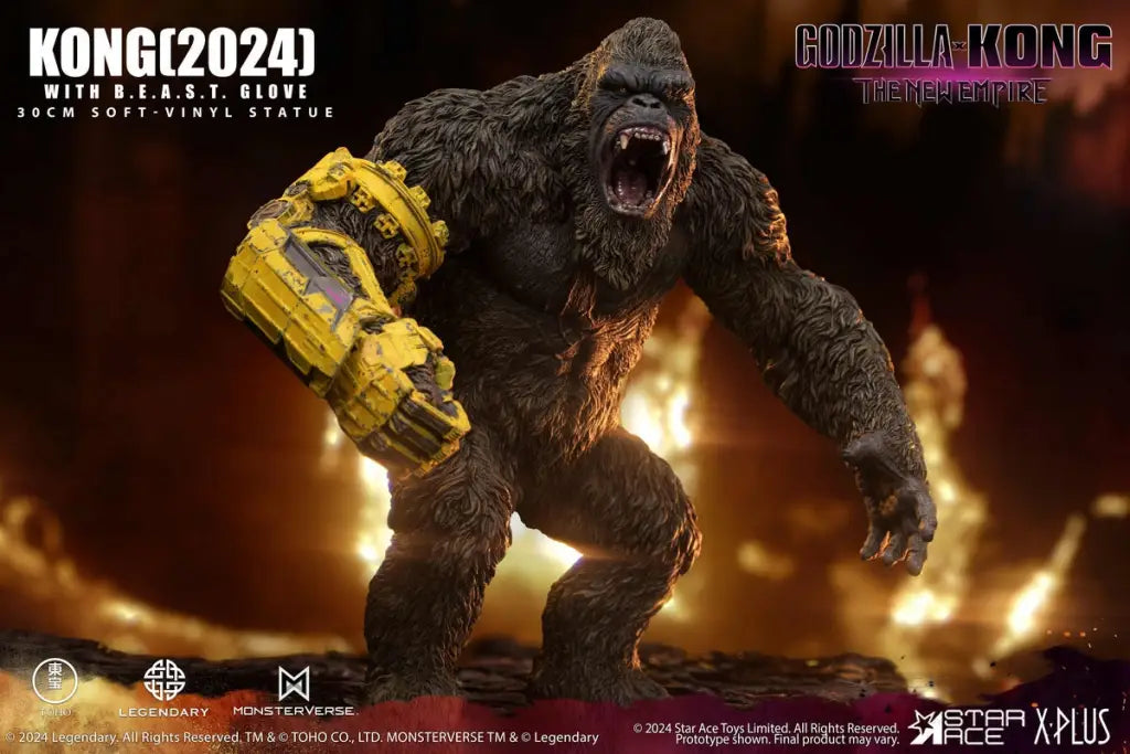 Kong (2024) With B.e.a.s.t. Glove Statue