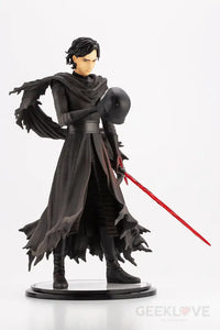 Kylo Ren Cloaked in Shadows ARTFX Artist Series - GeekLoveph