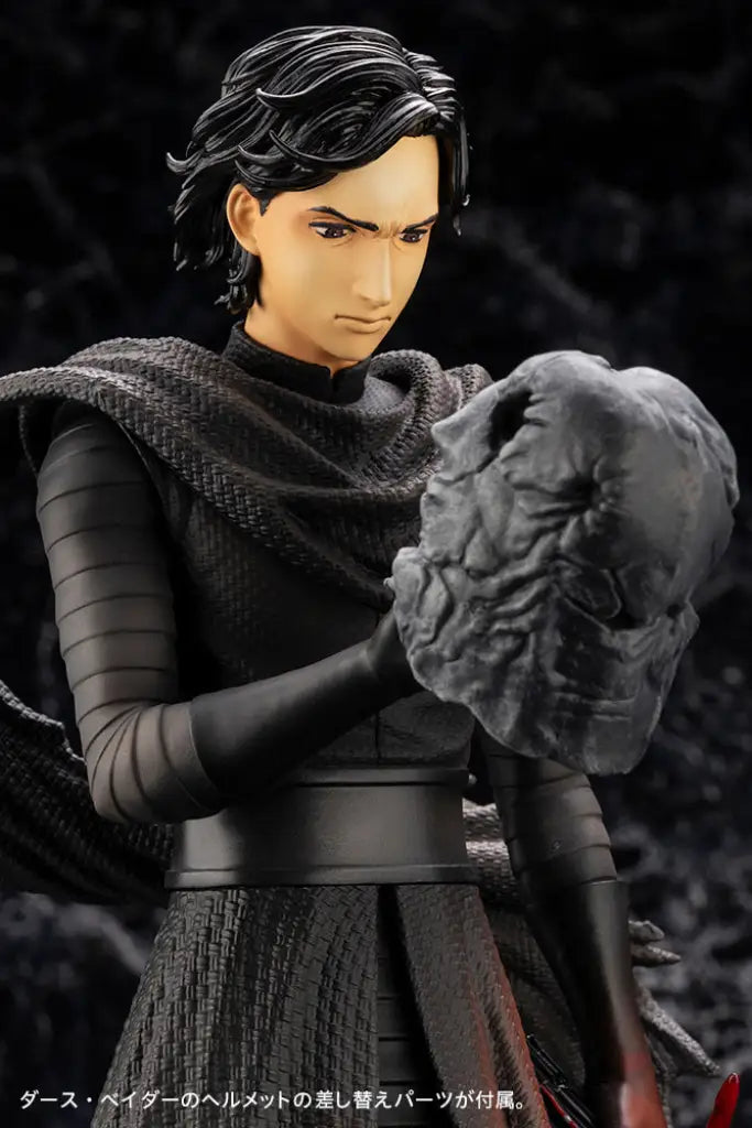 Kylo Ren Cloaked in Shadows ARTFX Artist Series - GeekLoveph