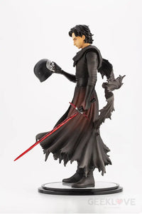 Kylo Ren Cloaked in Shadows ARTFX Artist Series - GeekLoveph