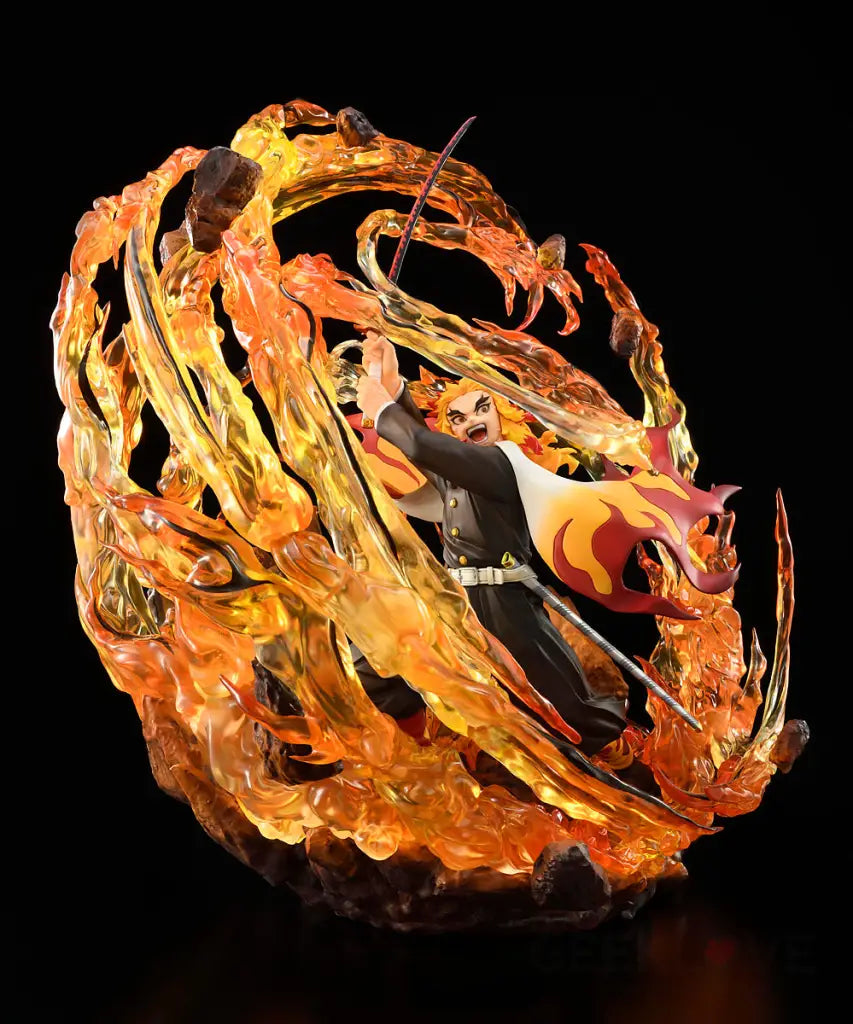 Kyojuro Rengoku DX Ver. 1/8 Scale Figure - GeekLoveph