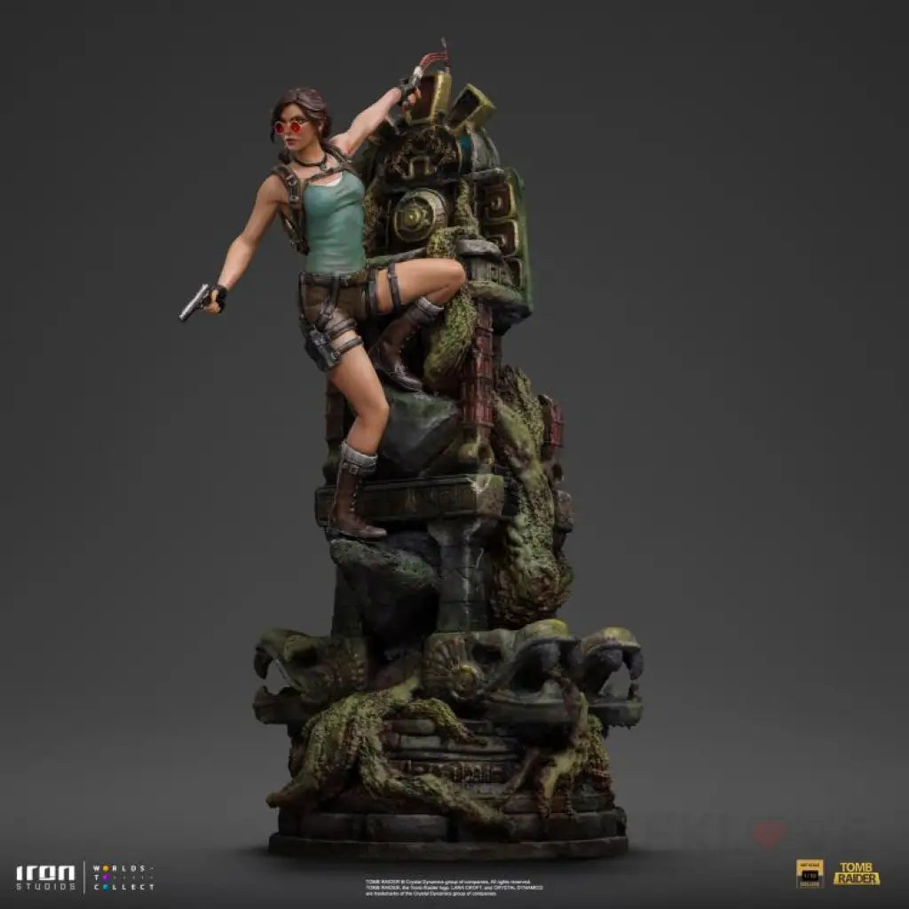 Lara Croft Deluxe Art Scale 1/10 Figure