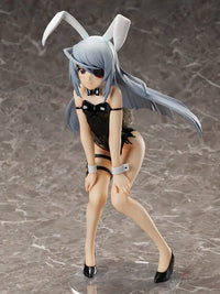 Laura Bodewig: Bareleg Bunny Ver. - GeekLoveph