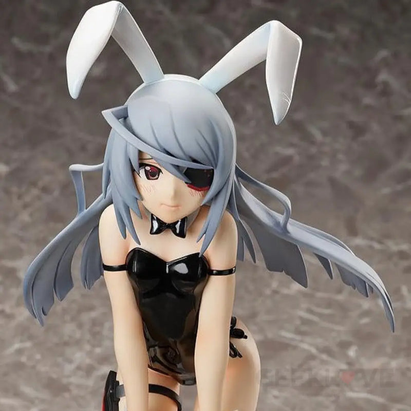 Laura Bodewig: Bareleg Bunny Ver.